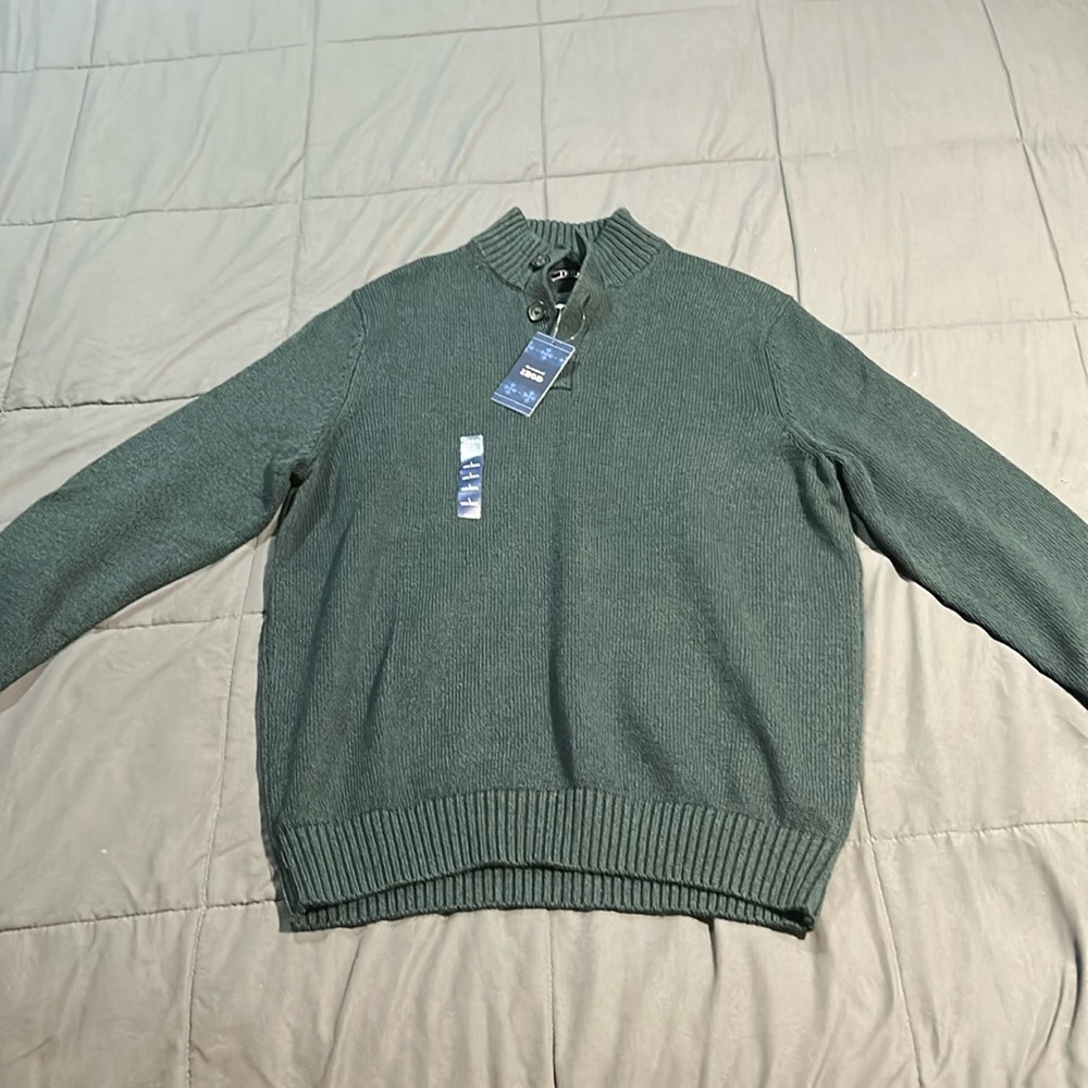 Green Izod sweater